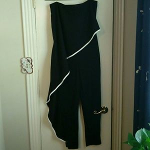 NEW WITHOUT TAGS JUMPSUIT
